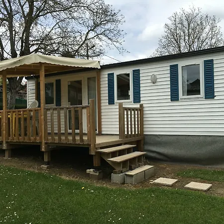 Le Vieux Berger Camping 2*